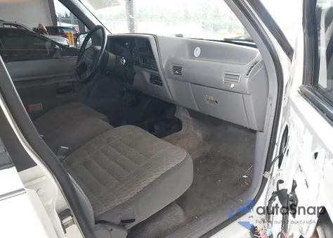 1993 Ford Explorer z USA, uszkodzony, nr VIN 1FMDU34X0PUD62701